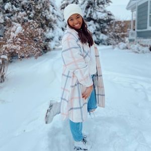 Meet your Posher, Simone